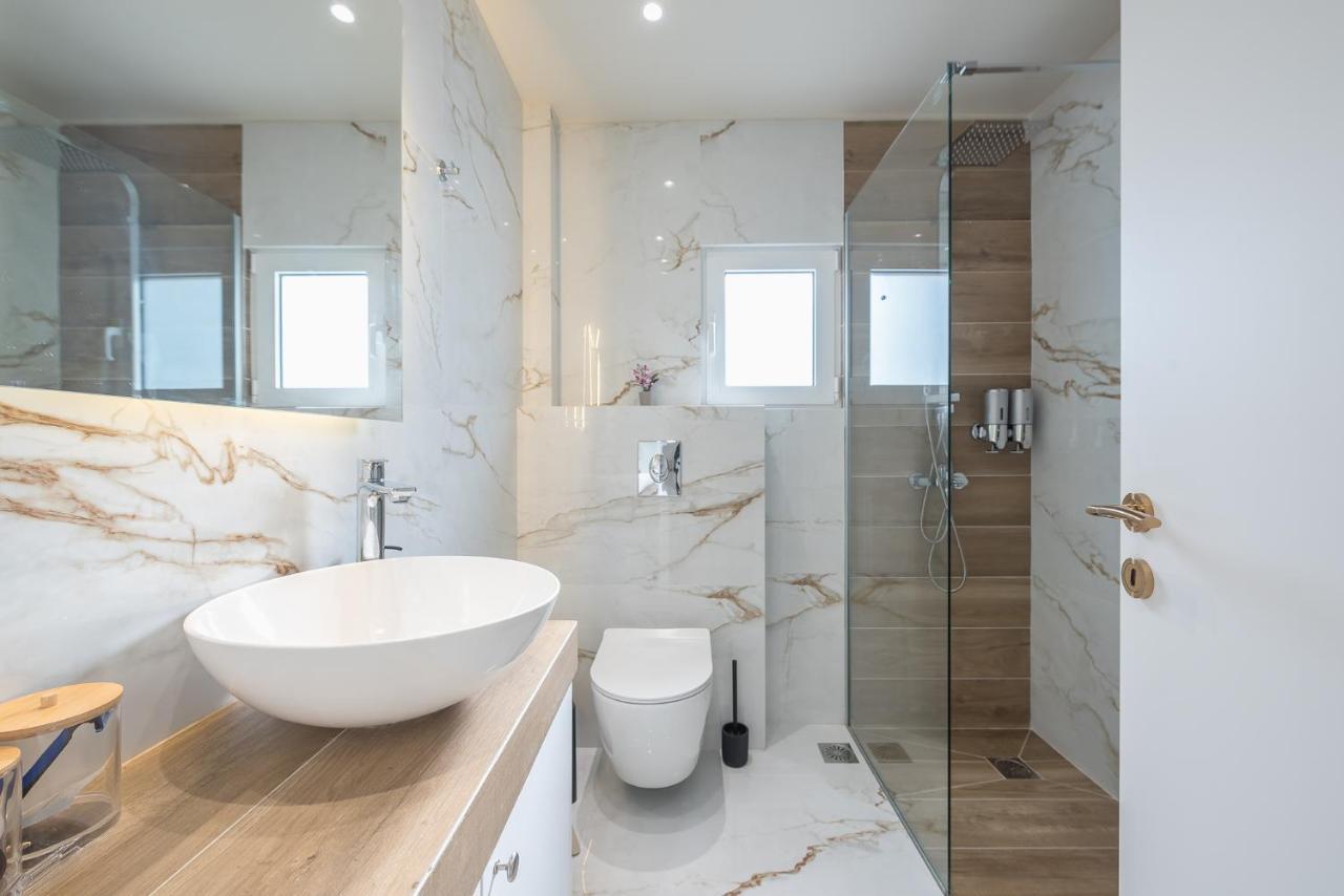 Attiki Metro Top Floor By Greece Apartment Athena Bagian luar foto